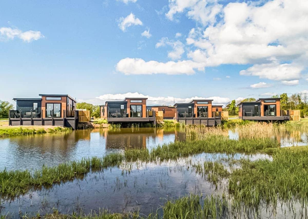 Waterside Hambleton Lakeside Lodges Poulton-le-Fylde Extérieur photo